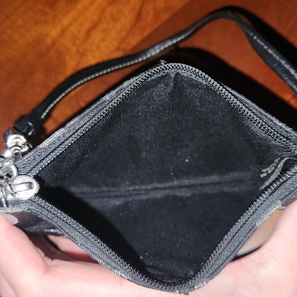 COACH wristlet - Picture 3 of 3